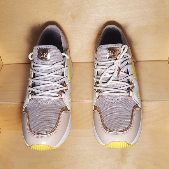 Michae Kors Liv wedge sneaker size 8.5m sku 0065 - Picture 6 of 7